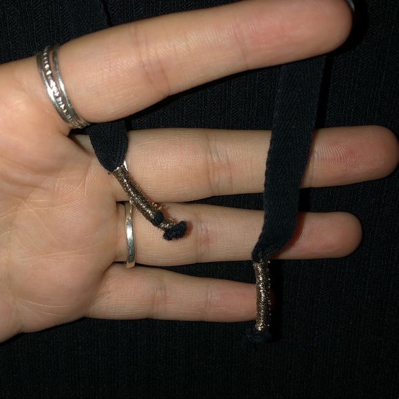 Hollister Shirt - Picture 2 of 5